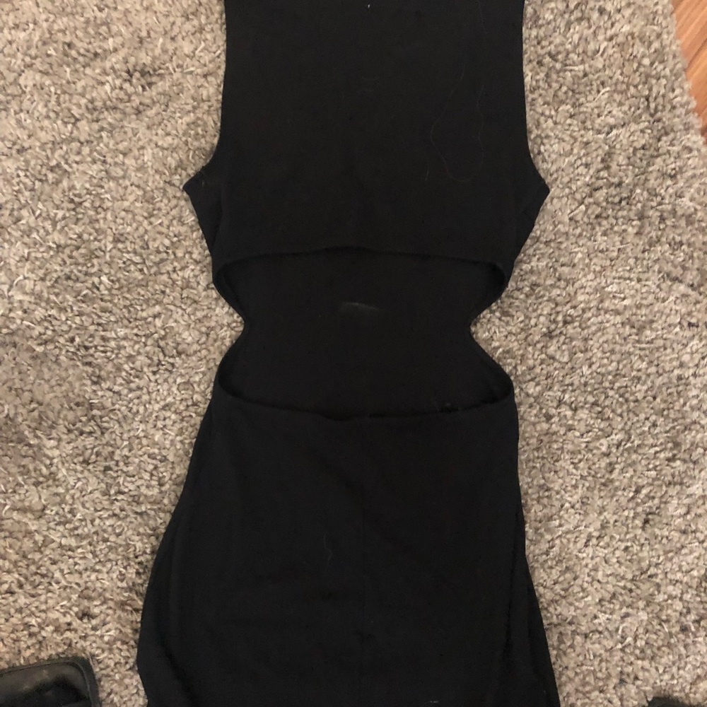 Express dress - Picture 2 of 2